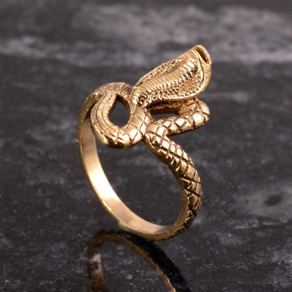 Gold Cobra Ring Vintage Snake Ring Brass Serpent Ring Boho Ring Statement Ring Halloween Gifts Ring