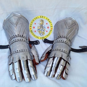 Knight Gauntlets, functional gloves , Sca, Cosplay, LARP, Reenactment