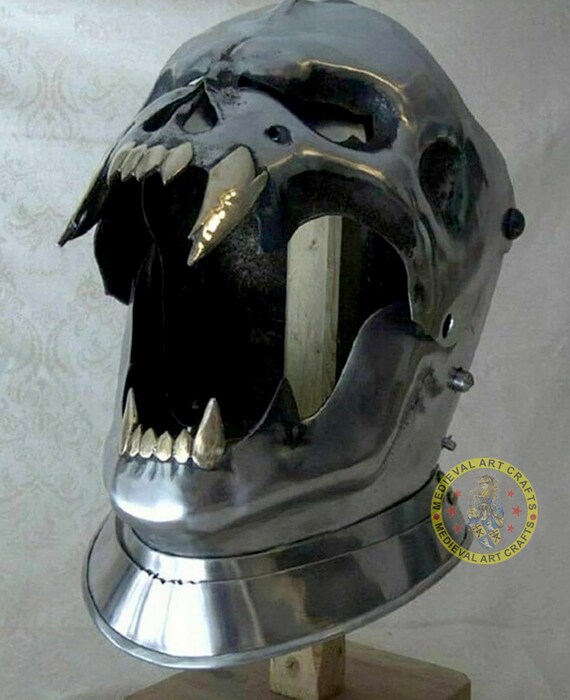 Skull sales shaped helmet