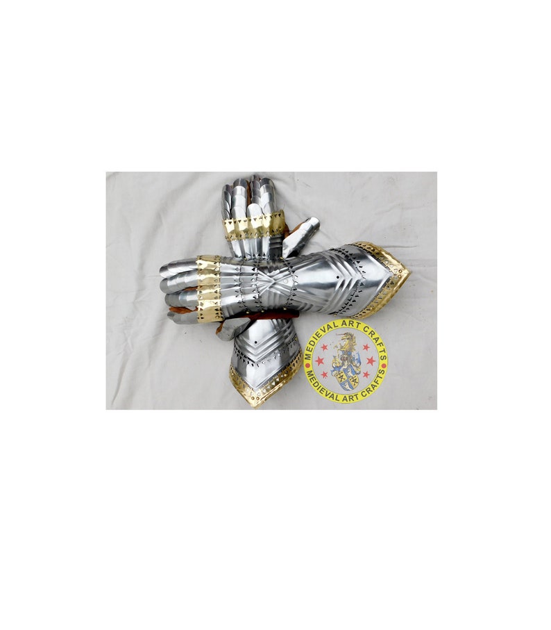 Medieval Steel Gothic Gauntlets with brass decor and leather gloves inside movable functional finger for LARP /& re-enactment use.