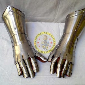 Medieval Knight Gauntlet Armor, Cosplay Armor, Sca Armor, LARP Armor, Fantay Gloves, Gift for Men/Women