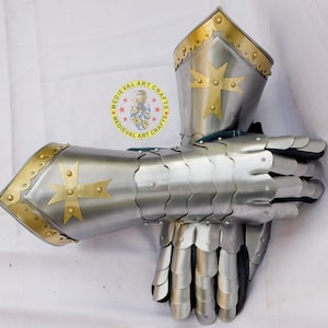 Medieval Knight Gauntlet Armor: Solid Steel Functional Gloves