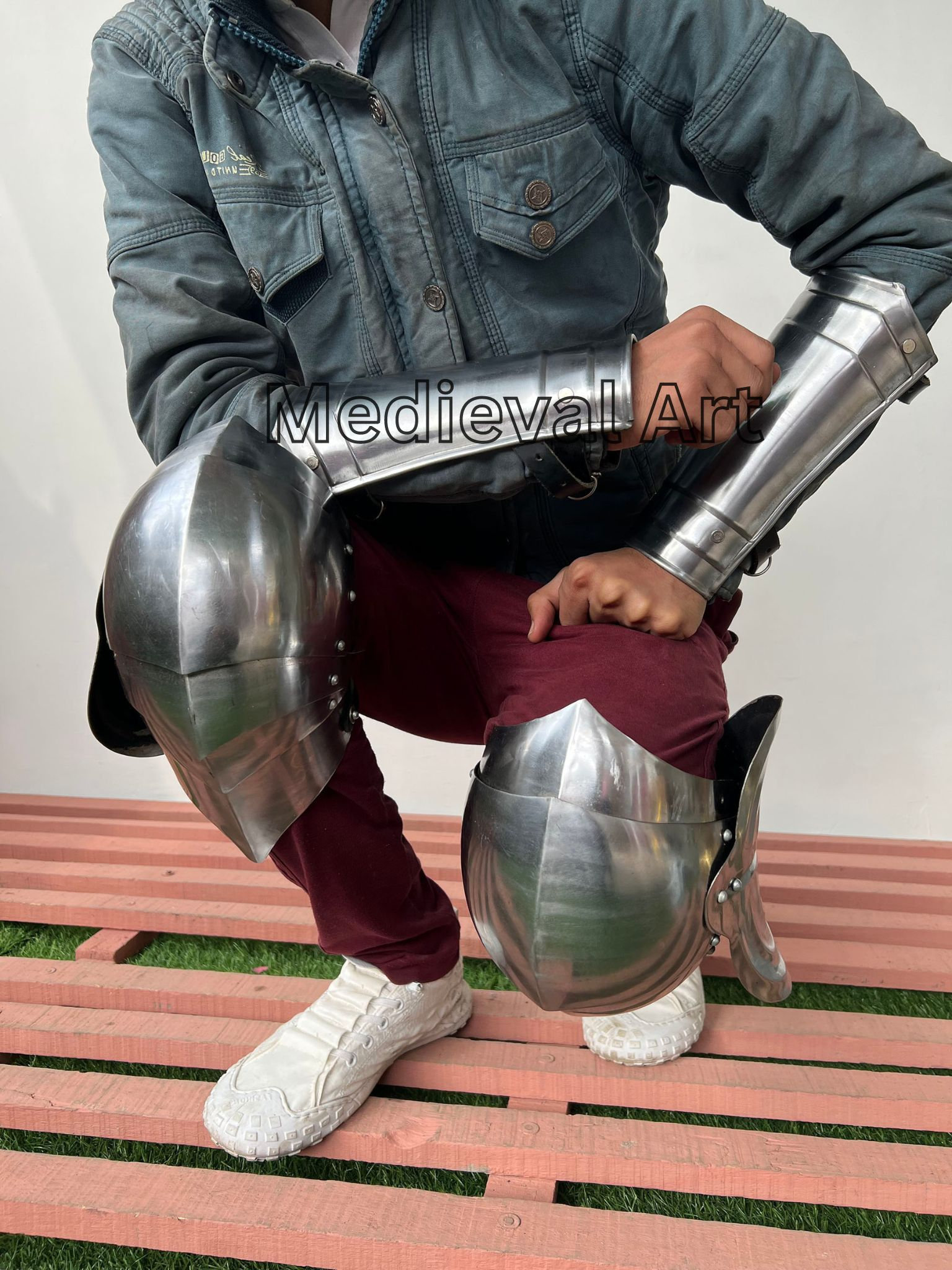 鋼鉄騎士の鎧：中世の膝と腕当てセット、LARPコスプレ - Etsy 日本