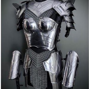 Brave Lady Knight Armor, Breast Armor, Medieval Fantasy Costume for Cosplay & LARP Events.