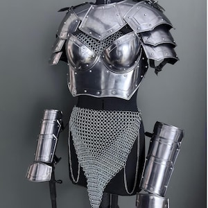 Medieval Women's Chainmail Armor Set: SCA LARP Female Knight Costume