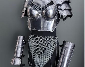 Medieval Women's Chainmail Armor Set: SCA LARP Female Knight Costume