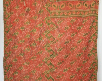 Kołdra Kantha w stylu vintage: ręcznie robiony koc z bawełny z recyklingu