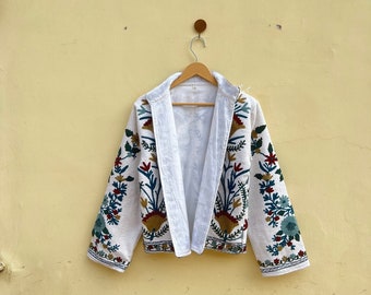 Chaqueta de algodón bordada con suzani hecha a mano: abrigo estilo kimono bohemio