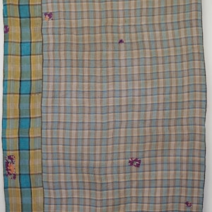 Vintage Kantha-quilt: handgemaakte deken van gerecycled katoen