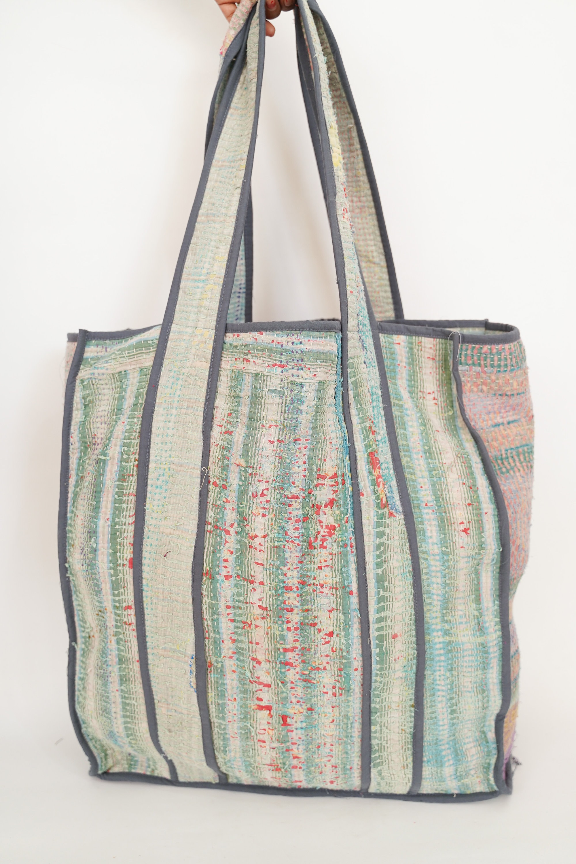 Indha Craft Hand Block Printed Cotton Jhola Bag With Hand Embroidered  Lantern Motif शोल्डर बैग - Shoulder Bag - Flipkart.com