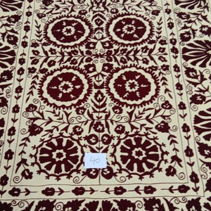 Handbestickter Suzani-Überwurf aus Baumwolle