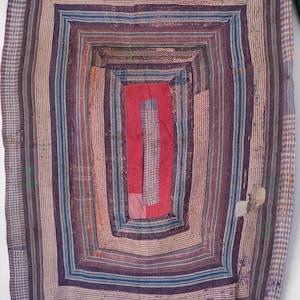 Vintage Kantha-quilt: handgemaakte deken van gerecycled katoen