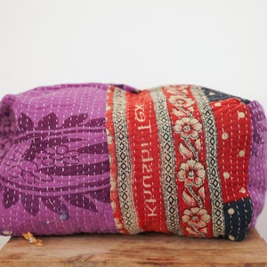 Precioso algodón Vintage Kantha cepillos bolsa de maquillaje accesorio T-Pouch Kantha trabajo cepillo bolsa india étnica bolsa baño artículos de tocador cosméticos