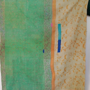 Handgemaakte vintage kantha-quilt: deken van gerecycled katoen