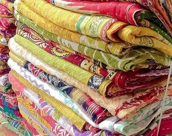 Kołdra Kantha z bawełny w stylu vintage, ręcznie robiony indyjski patchworkowy narzut na łóżko, dwustronny koc boho