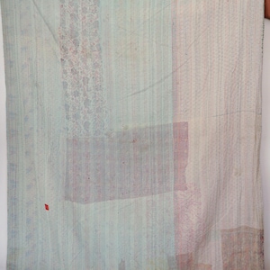Handgemaakte vintage kantha-quilt: deken van gerecycled katoen