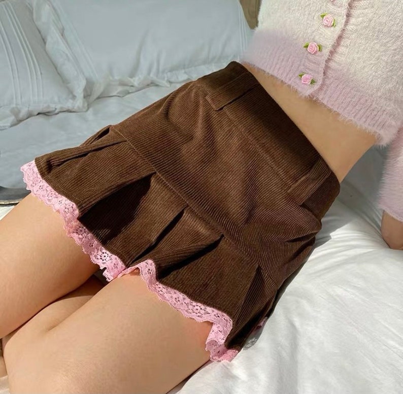 Brown Corduroy Y2K Pleated Skirts Women Vintage 90s Aesthetic School Girl Mini Skirt Lace Trim Hem Cute Kawaii