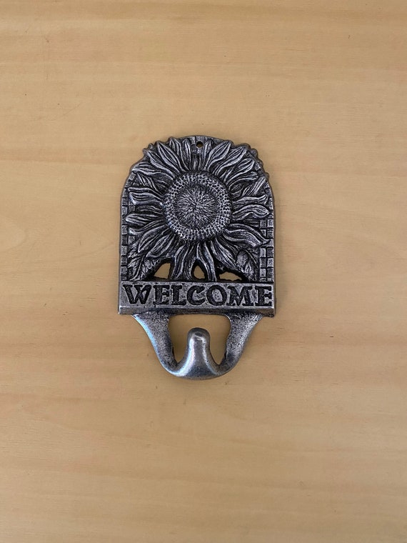 Vintage metal key holder, Welcome hook, housewarming gift, sunflower, Gift for Him, Gift for Her