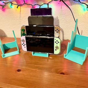 Nintendo Handheld Console Holder