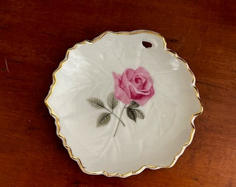 Vintage Trinket Dish Leaf Shape Pink Rose Floral 10cm Japan. Farmhouse Country Shabby Cottage Vanity Pink Rose Leaf Trinket Ring Dish