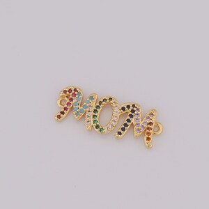 Conector Zirconia MOM, conector de letras relleno de oro de 18K, conector de letras DIY joyería haciendo hallazgos, 25x9x2mm