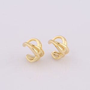 Gold Non Piercing Cartilage Clip Earrings,18K Gold Filled Thin Gold Cuff Earrings,Hypoallergenic Huggie Hoop,Gift for Her,12x11.8x5.3mm