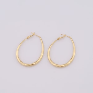 Gold Hoop Earrings, 18K Gold Filled Huggie Hoop Earrings,Hoop Earrings,Hypoallergenic Huggie Hoop,Gift for Her,52x38x4mm