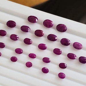 Rubí natural ovalado, piedras sueltas calibradas / Myanmar / Sin tratamiento / Varios tamaños 5x4-10×8 mm / Calidad de joyería