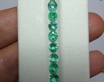 Emerald round 3mm,3.5mm,4mm,4.5mm round Natural emerald Zambian emerald A grade quality fiery interior loose emerald calibrated price per pc