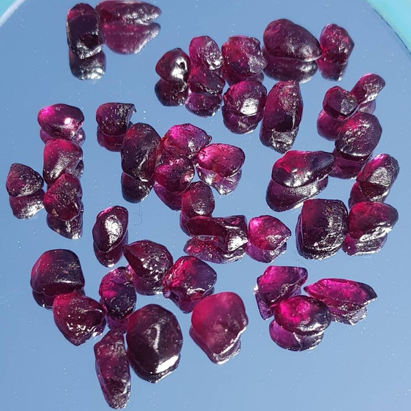 Natural anthill garnet raw untreated pyrope garnet Beautiful red garnet stones 2mm to 8mm approx natural round garnet balls rough red garnet