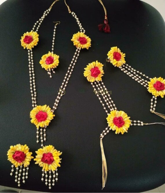 Yellow Red Handmade Floral Jewelry Flower Jewelry Necklace Earrings Mang Tika Bracelets 6 PC Jewelry Haldi Mehandi Bridal Baby Shower