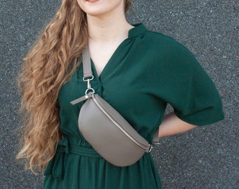 Frauen Leder Bauchtasche, Crossbody Bag mit gemustertem Gurt, Leder Umhängetasche, festival Tasche, Leder Umhängetasche, Schultergurt