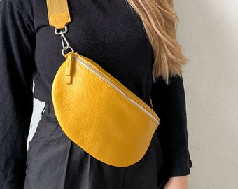 Lederbauchtasche für Damen in gelb, Ledergürtel + gemusterter Wechselgürtel, Crossbody-Tasche, Hüfttasche mit Gürtel, handgemachtes Geschenk