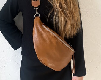 Sac banane XL en cuir cognac, grand sac banane, sac banane & sac bandoulière en cuir avec beaucoup d'espace, sac ceinture, cadeau pour elle