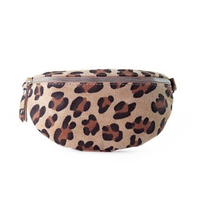 Fanny pack suede for women, belt bag with wide interchangeable strap, crossbody bag, shoulder bag personalized, bum bag, gift for her