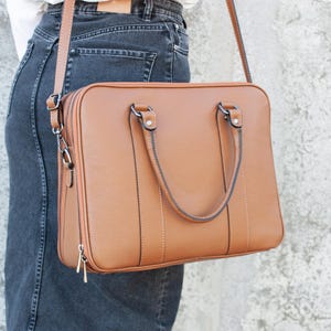 Porte-documents en cuir pour femme, sac business personnalisé, sac de bureau look vintage, sac ordinateur portable, sac ordinateur portable, cadeau pour femme, fête des mères