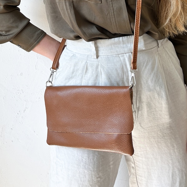 Leather bag in cognac, leather shoulder bag, blue clutch, blue crossbody bag, small handbag with bag strap, bag with interchangeable strap