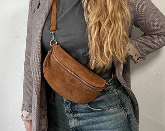 Bauchtasche aus Wildleder cognac, Cross Body Tasche Velourleder, Festival Tasche, Gürteltasche, Wildleder Bauchtasche, Geschenk für sie