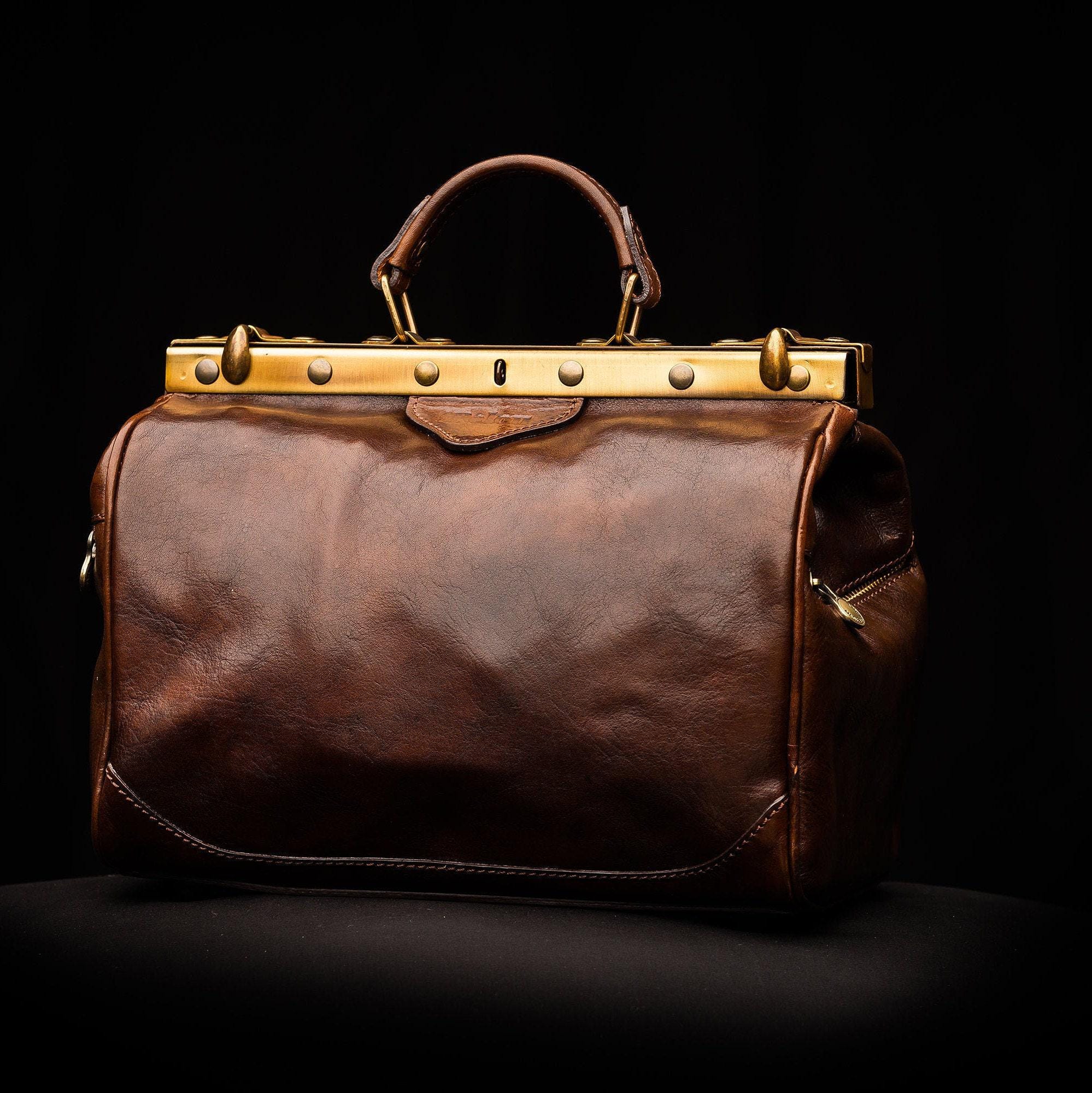 Leather doctor bag brown, vintage Gladstone bag, medical bag, midwife bag, Leder Arzttasche, Vintage Umhängetasche, gift for her