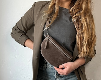 Zamszowe fanny pack taupe, brązowa torba cross body zamszowa, torba festiwalowa, torba na pasek, mała skórzana saszetka, prezent dla niej