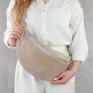 Große Bauchtasche Damen Wildleder, XL Crossbody Tasche, Leder Umhängetasche  personalisiert, XL Bauchtasche Wildleder, Geschenk Freundin