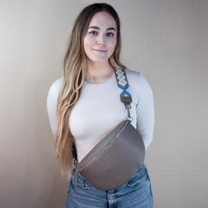 Leather fanny pack ladies, belt bag with wide interchangeable strap, crossbody bag, personalized shoulder bag, bum bag, gift for her