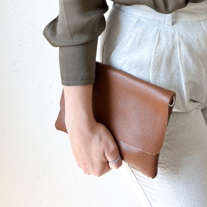Leather bag in cognac, leather shoulder bag, blue clutch, blue crossbody bag, small handbag with bag strap, bag with interchangeable strap