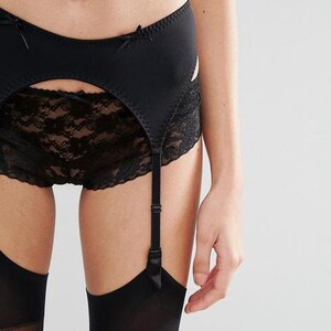 Jonathan Aston Vintage Legs Seduction Set Stockings and Suspender Black Small/Medium image 5