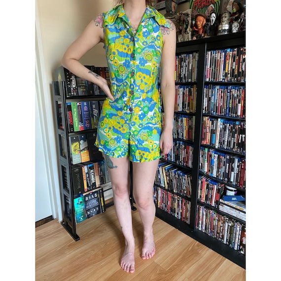 Adorable 1960s play suit and skirt set