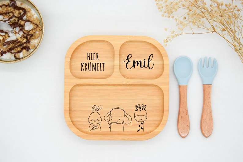 Bambusteller mit Saugnapf, Babyteller aus Bambus, Kinderteller aus Holz Geschenk zur Geburt, Taufe Weihnachten, Kinderbesteck Tierparty 3