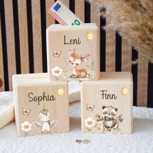 Unsere personalisierten Holz-Spardosen für Kinder sind das perfekte Geschenk zur Geburt und Taufe.  Diese Spardosen sind zeitlose Erinnerungen an die Kindheit und eignen sich auch hervorragend als Weihnachtsgeschenke für Kinder. Ostergeschenk