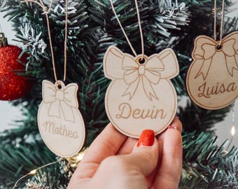 Adorno navideño personalizado, adorno personalizado para el árbol de Navidad, decoración para el árbol de Navidad, etiqueta de regalo navideña, adorno navideño de madera