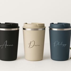 Edelstahl Thermobecher mit individueller Gravur – personalisiert mit Namen. Hochwertiger, doppelwandiger Kaffeebecher To Go. Geschenkidee für Mama, Papa, Kollegen oder Lehrer.