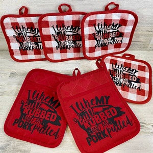 Grill/ oven mitt, great gift, summer time grilling, I like my butt rubbed and pork pulled oven mitts
